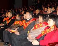 駐馬店天中英模人物吳樹蘭、趙小參、張全收、越玉環(huán)等也應邀在前排就坐觀看演出。