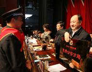 會(huì)上，市人大副主任張德軒首先傳達(dá)了市委書記余學(xué)友，市長(zhǎng)陳星，市委常委、政法委書記趙文峰等領(lǐng)導(dǎo)同志對(duì)我市公安工作作出的重要批示。