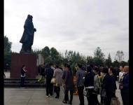 弘揚(yáng)烈士精神，緬懷烈士功績(jī)。