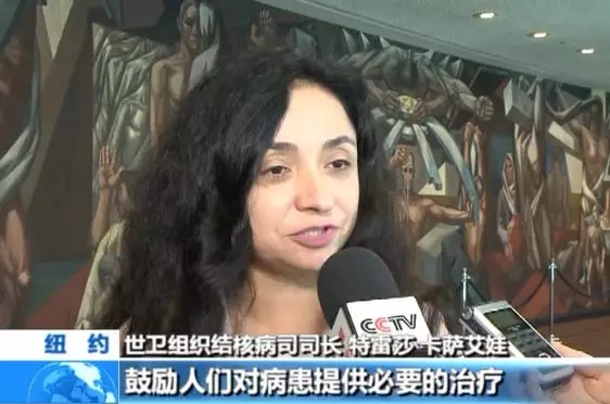 彭麗媛在聯(lián)合國(guó)大會(huì)上發(fā)表英文視頻講話(huà)，呼吁大家關(guān)注這件事！