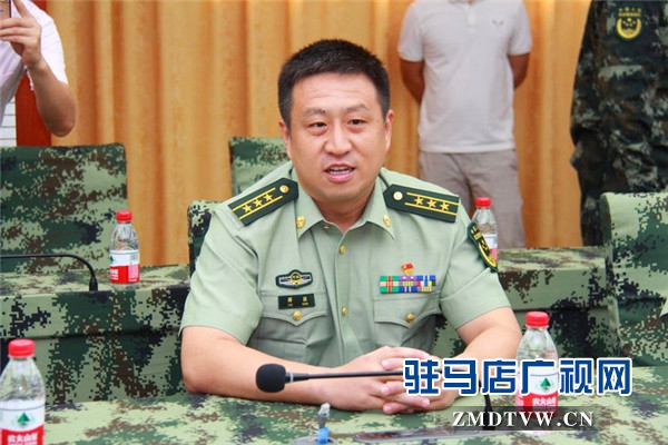 駐馬店市企業(yè)擁軍優(yōu)屬協會會長、青商會會長、鵬宇集團創(chuàng)始人總裁朱新紅率隊開展八一建軍節(jié)慰問活動