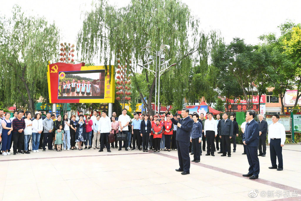 習(xí)近平：脫貧、全面小康、現(xiàn)代化，一個民族也不能少