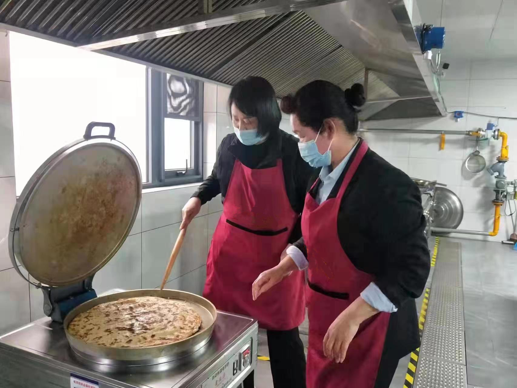 新一屆代表的“小目標(biāo)”丨駐豫全國人大代表于莉：家政服務(wù)進社區(qū) 為幸福生活助力