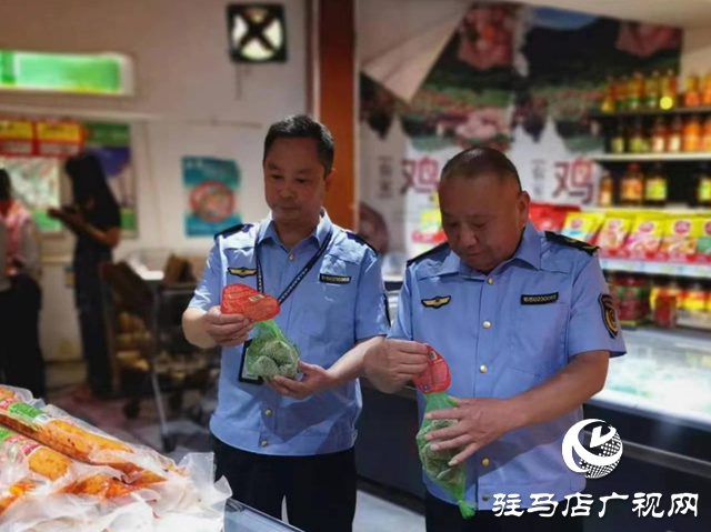 泌陽縣付莊鄉(xiāng)市場(chǎng)監(jiān)管所開展“端午”節(jié)前食品安全專項(xiàng)檢查