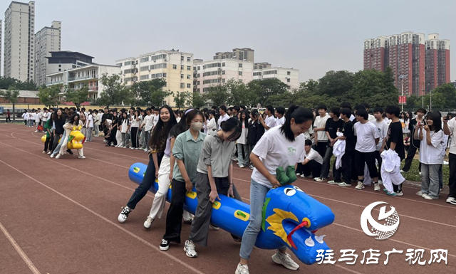 河南交通技師學院：旱地龍舟賽 趣味迎端午