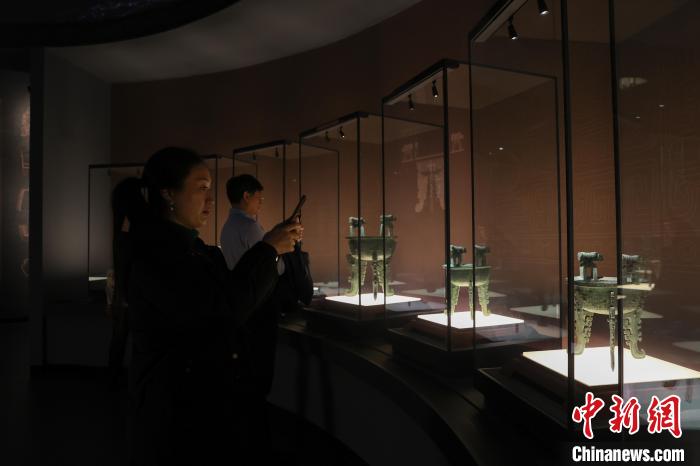 酒可溫、食可蒸：商代青銅器也有現(xiàn)代“黑科技”