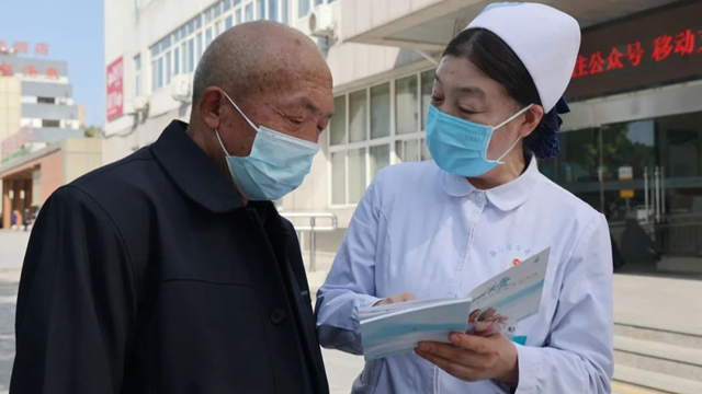 駐馬店市中心醫(yī)院開展2025年國際骨髓瘤關愛月義診活動