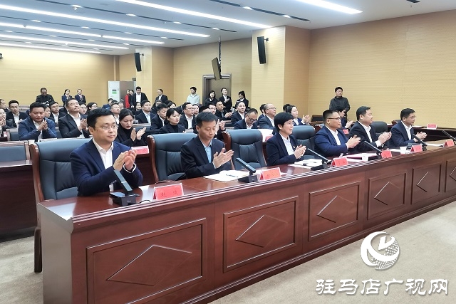 中原銀行駐馬店分行與中國聯(lián)通駐馬店市分公司達(dá)成戰(zhàn)略合作 共筑數(shù)字經(jīng)濟(jì)新未來
