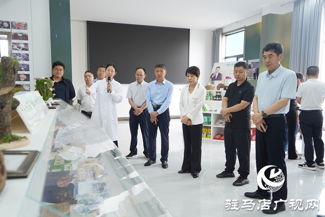 西鄉(xiāng)縣政協(xié)來(lái)泌陽(yáng)縣考察食用菌產(chǎn)業(yè)發(fā)展情況