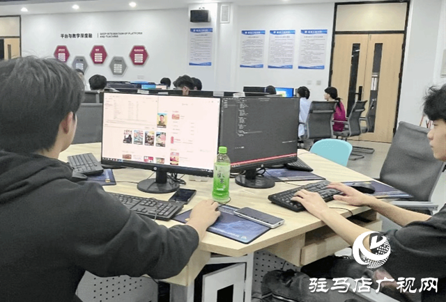 駐馬店職業(yè)技術(shù)學(xué)院舉辦職業(yè)技能大賽“移動應(yīng)用設(shè)計(jì)與開發(fā)”賽項(xiàng)