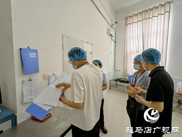 駐馬店市城鄉(xiāng)一體化示范區(qū)市場監(jiān)管分局開展學校食堂食品安全專項檢查