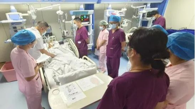  患者心包積液命懸一線，駐馬店市第一人民醫(yī)院“一針穿刺”接通生命通道