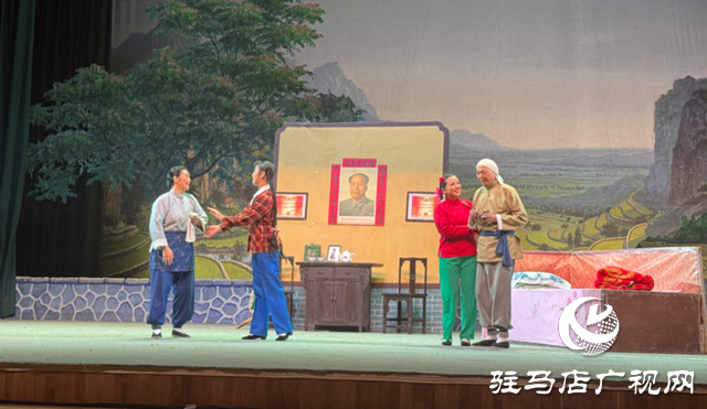 15元看三場大戲！中原文化大舞臺(tái)惠民演出受駐馬店市民熱捧