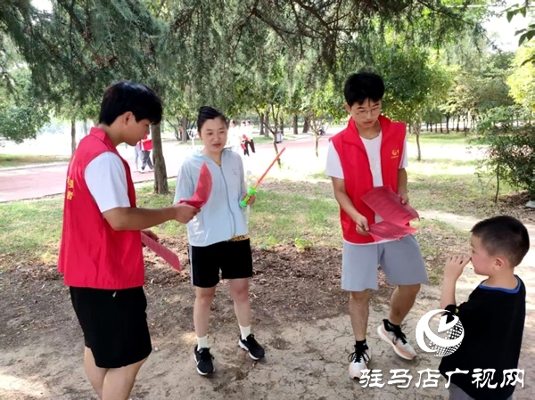 共青團(tuán)平輿縣委開(kāi)展青少年防溺水宣傳活動(dòng) 