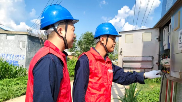 國網(wǎng)西平縣供電公司：抗旱保電護民生
