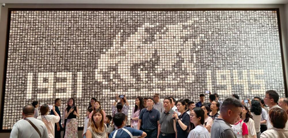 　　在民族復(fù)興征程上奪取新的偉大勝利——紀(jì)念中國人民抗日戰(zhàn)爭(zhēng)暨世界反法西斯戰(zhàn)爭(zhēng)勝利80周年