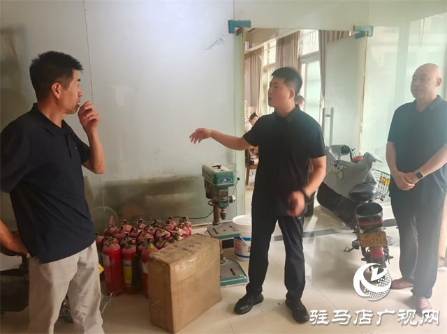  駐馬店經(jīng)濟(jì)開發(fā)區(qū)開源辦事處深入轄區(qū)產(chǎn)業(yè)園及農(nóng)貿(mào)市場(chǎng)開展消防安全隱患檢查